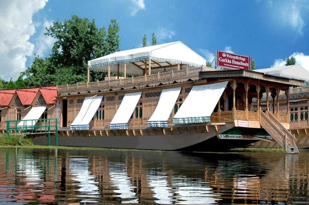 Welcomheritage Gurkha Houseboats Srīnagar Dış mekan fotoğraf